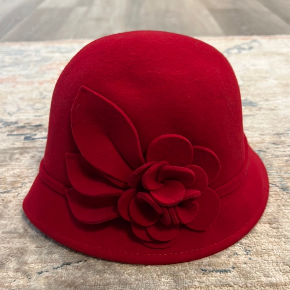 Red NINE WEST Hat